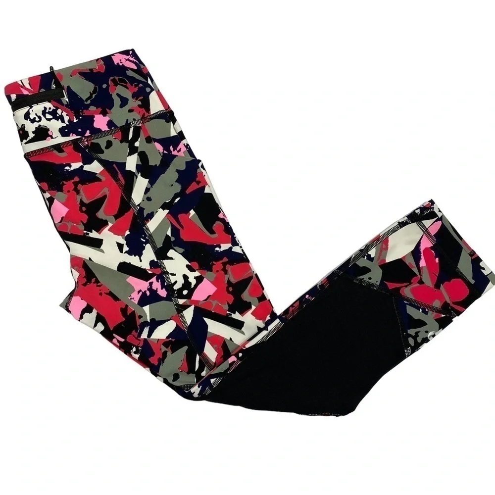 LULULEMON Pace Rival Crop Legging in Pop Cut Boom Juice Multi / Black 4 - Picture 2 of 9